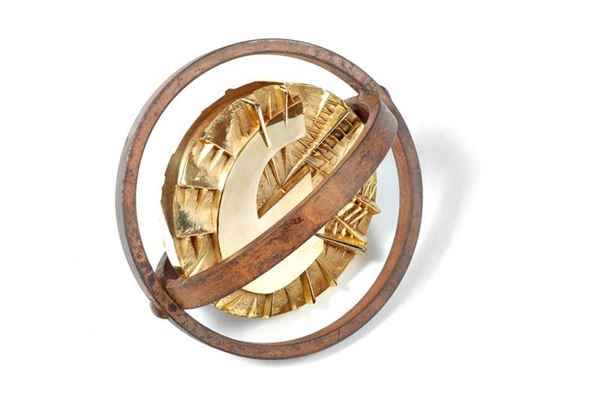 Arnaldo Pomodoro : Euro 2002  (2002/03)  - Multiplo in bronzo dorato - Auction Arte Moderna e Contemporanea - III - Galleria Pananti Casa d'Aste