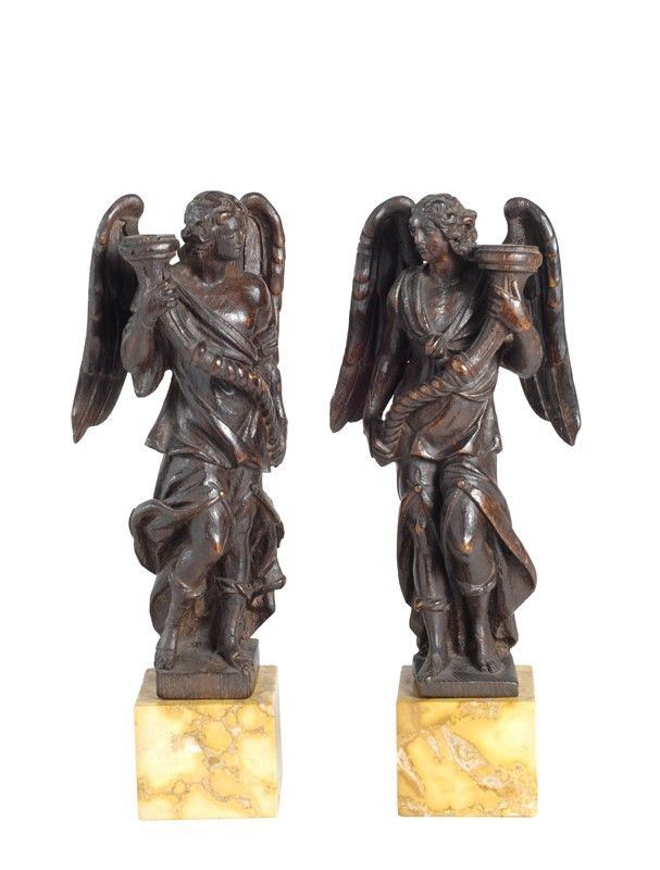 Coppia di Angeli Reggicandelabro