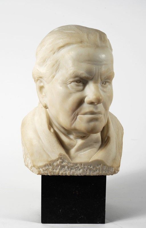 Mario Moschi : Testa di vecchia  (1961)  - Scultura in marmo - Asta Dipinti antichi, Arredi, Arte Orientale e Autori del XIX e XX sec - Galleria Pananti Casa d'Aste