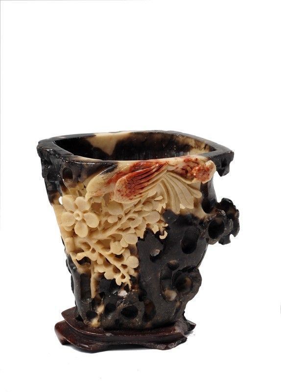 Vasetto traforato  - Asta ARTE ORIENTALE - Galleria Pananti Casa d'Aste