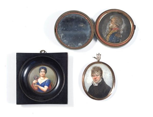 Due miniature e una scatola circolare  - Asta Arredi, Oggettistica e Dipinti - Galleria Pananti Casa d'Aste