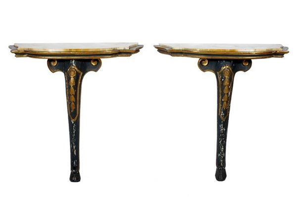 Coppia di consolle  - Auction Arredi, Oggettistica e Dipinti - Galleria Pananti Casa d'Aste