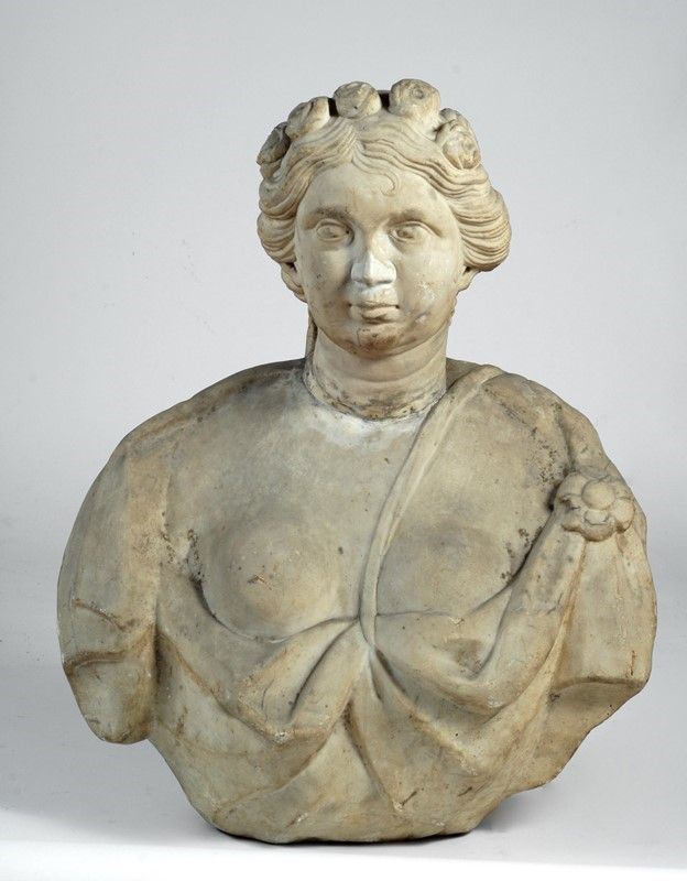 Busto Femminile