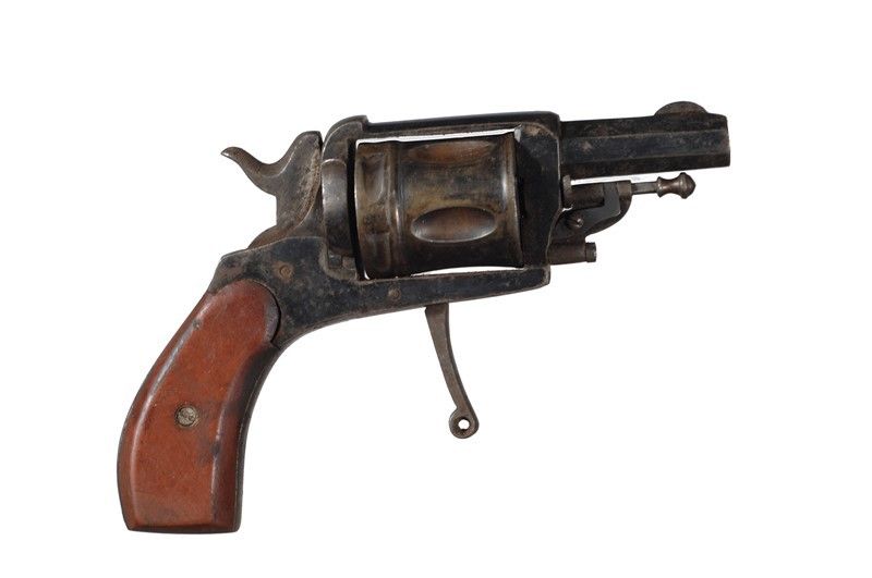 4 Revolver