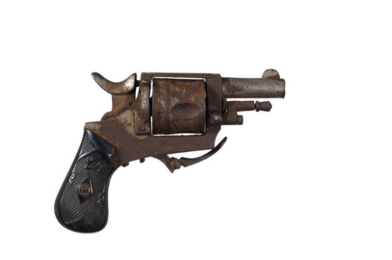 4 Revolver