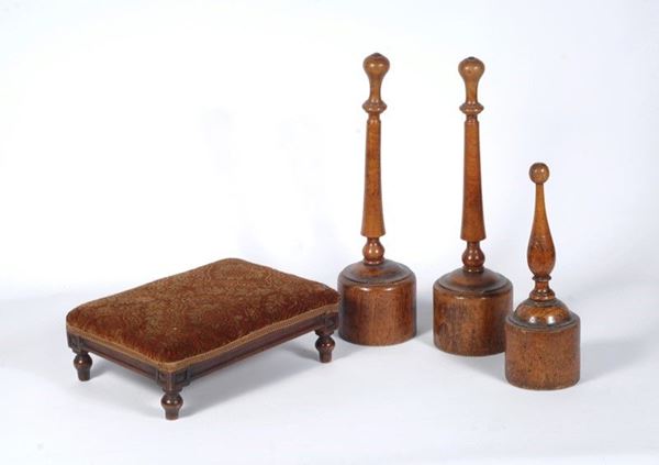 Tre antichi portacappelli  - Auction Arredi, Oggettistica e Dipinti - Galleria Pananti Casa d'Aste