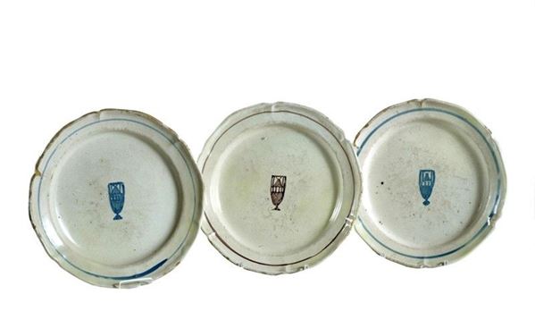 Tre piatti  - Auction Arredi, Oggettistica e Dipinti - Galleria Pananti Casa d'Aste