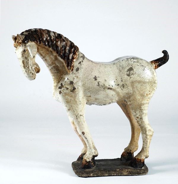 Scultura di Cavallo, Tang, Cina.  - Auction Orologi, Antiquariato - I - Galleria Pananti Casa d'Aste