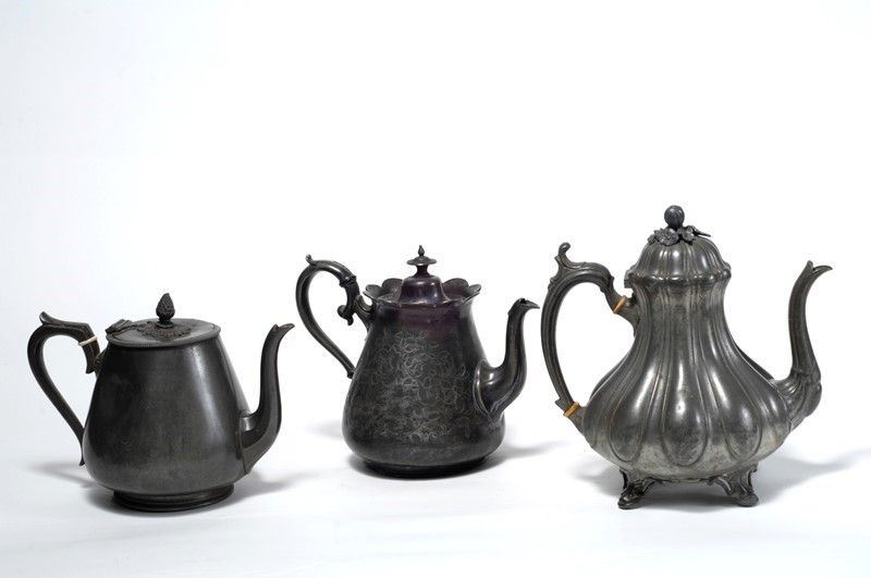 Tre Caffettiere in Peltro