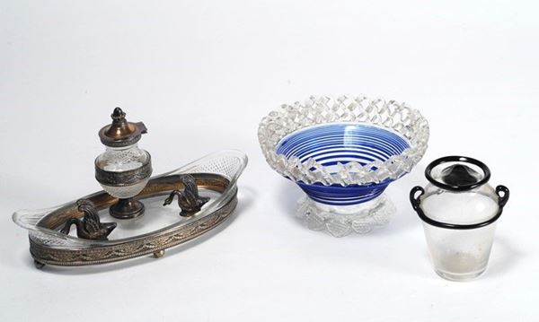 Un calamaio a barchetta   - Asta Arredi, Oggettistica e Dipinti - Galleria Pananti Casa d'Aste