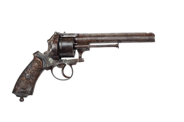 Spiked revolver