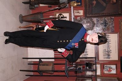 Manichino con Uniforme Pontificia