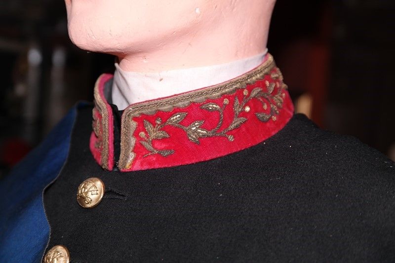 Manichino con Uniforme Pontificia