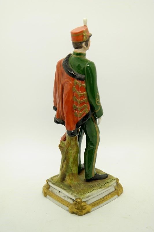 Statuetta in Ceramica Capodimonte