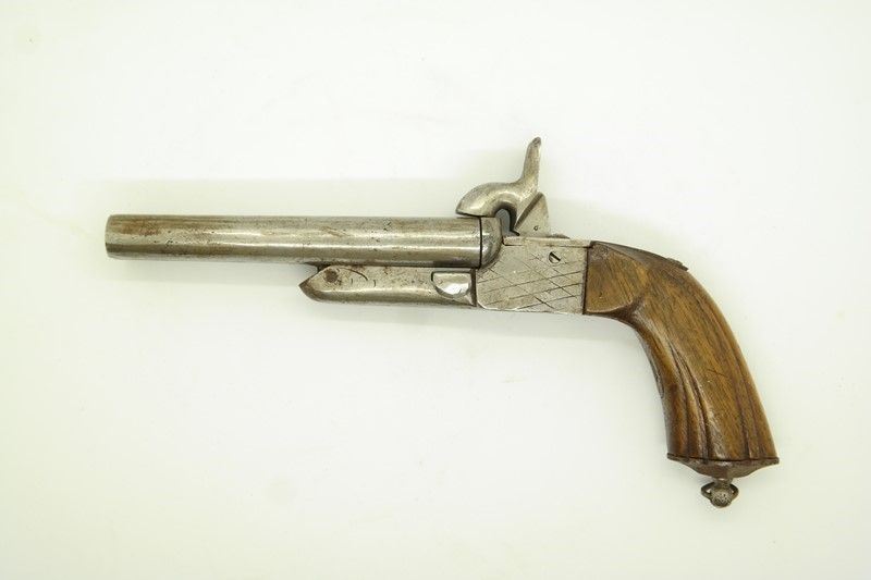 Pistola a Spillo a Due Canne