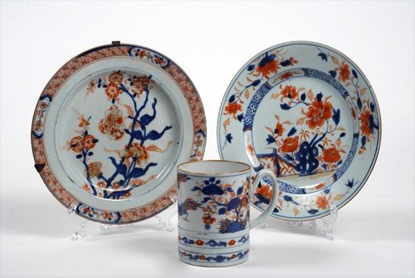 Due piatti e una tazza
