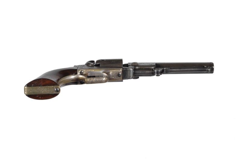 Revolver Ad Avancarica