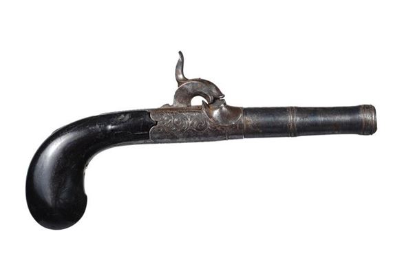 Pistola da tasca a luminello                                                                        