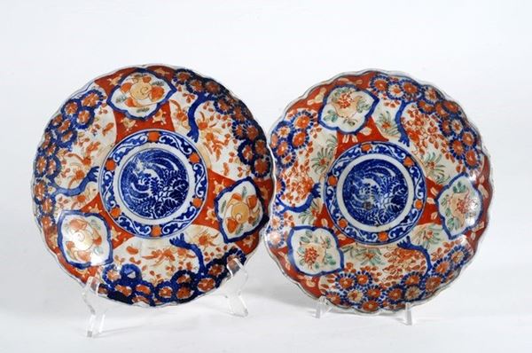 Due piatti Imari XIX sec  - Asta ARTE ORIENTALE - Galleria Pananti Casa d'Aste