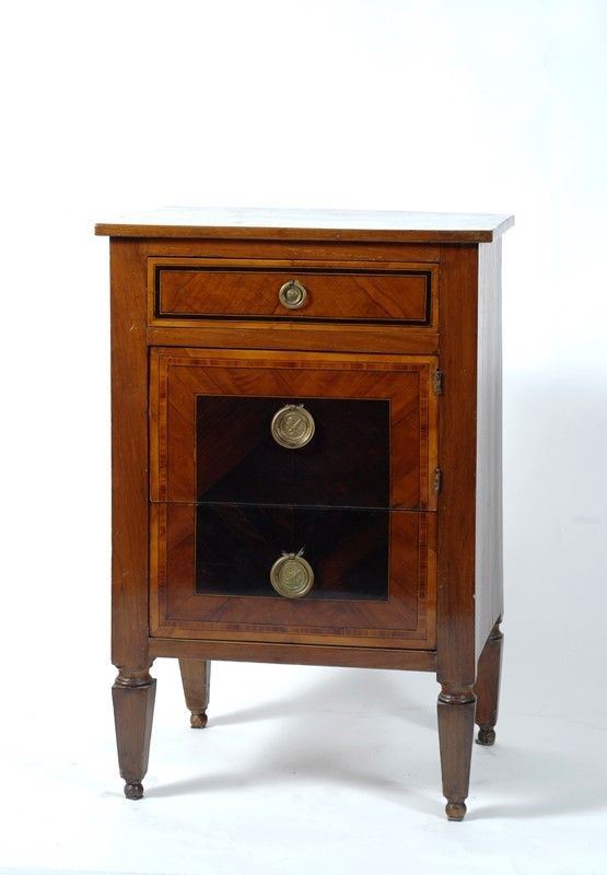 Comodino  - Auction Arredi, Oggettistica e Dipinti - Galleria Pananti Casa d'Aste