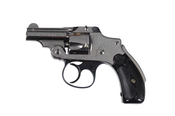 Revolver S.W.                                                                                       
