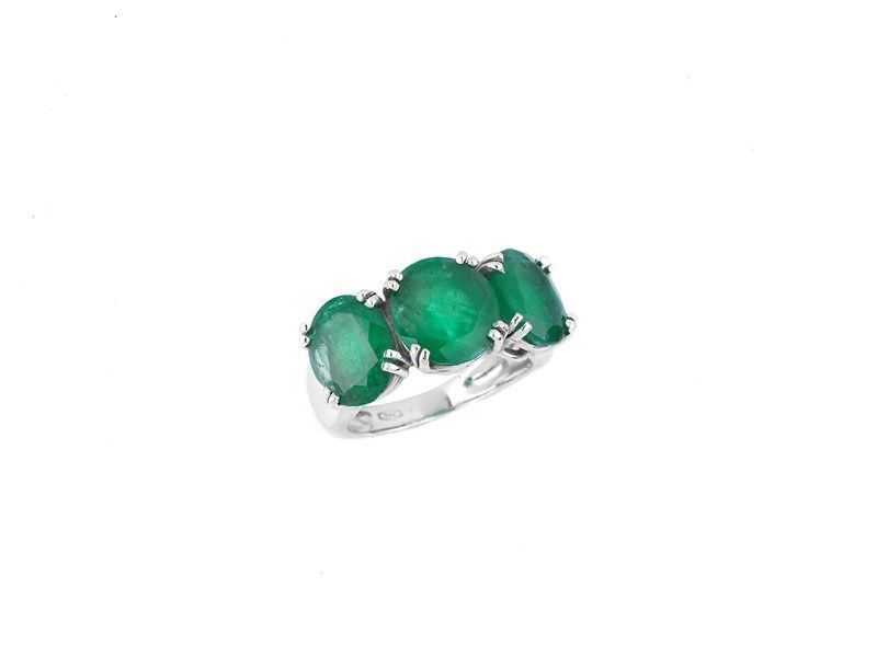 Anello a Fascia con Tre Smeraldi