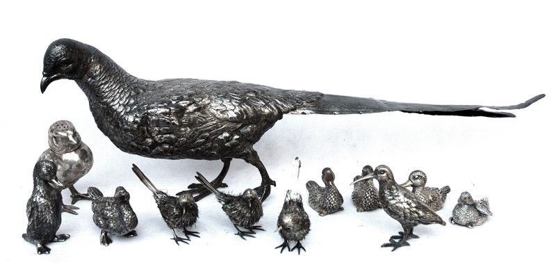 Dodici Sculturine di Animali