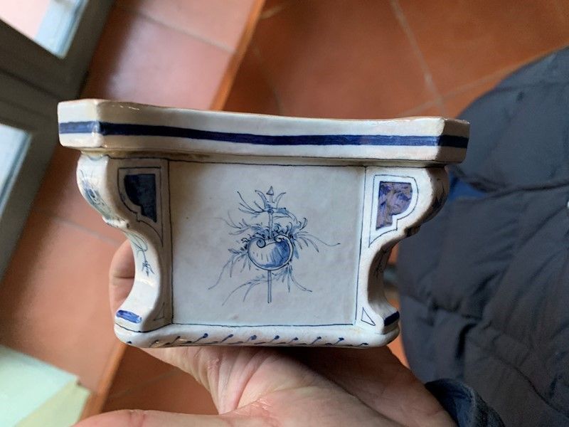 Un Vasetto e un Cestino