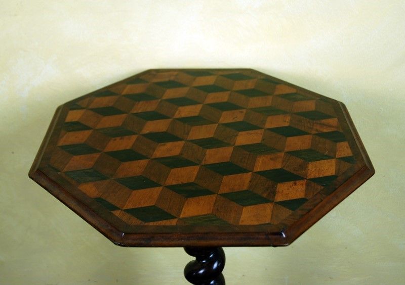 Tavolino Ottagonale