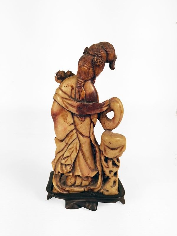 Dama