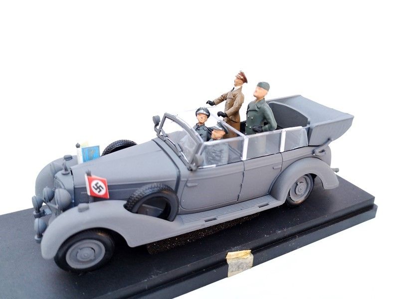 Mercedes con Hitler e Mussolini