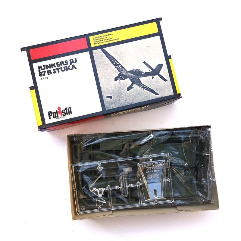 Junkers Ju 87 B Stuka