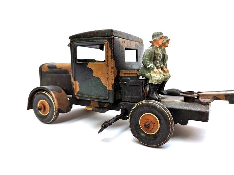 Carro Lutwaffe con Cannone e Figure