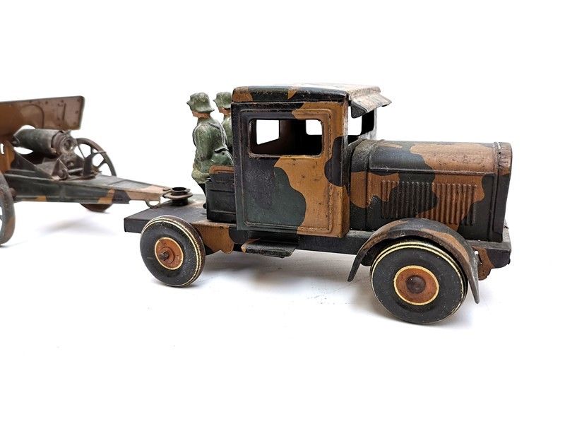 Carro Lutwaffe con Cannone e Figure