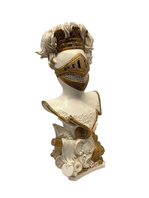 Anonimo Francese, XIX Sec. - Busto con Elmo e Stemma
