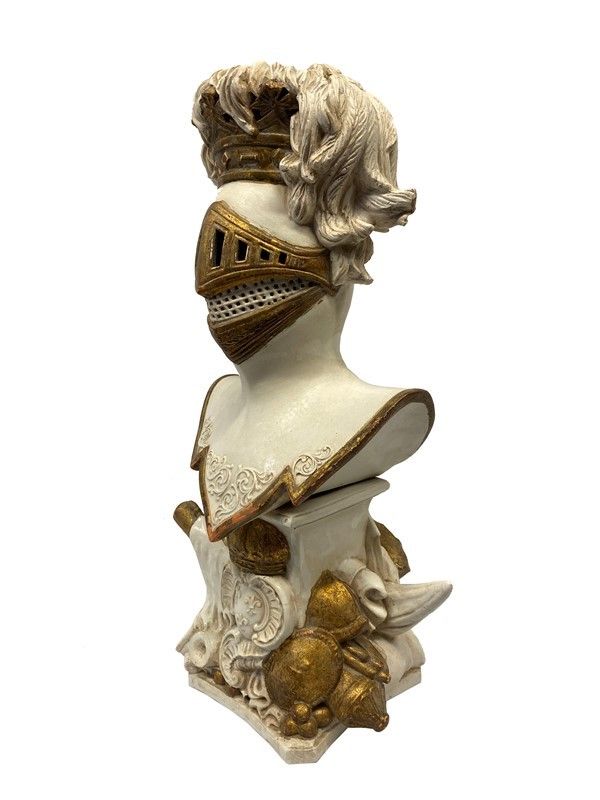 Anonimo Francese, XIX Sec. - Busto con Elmo e Stemma