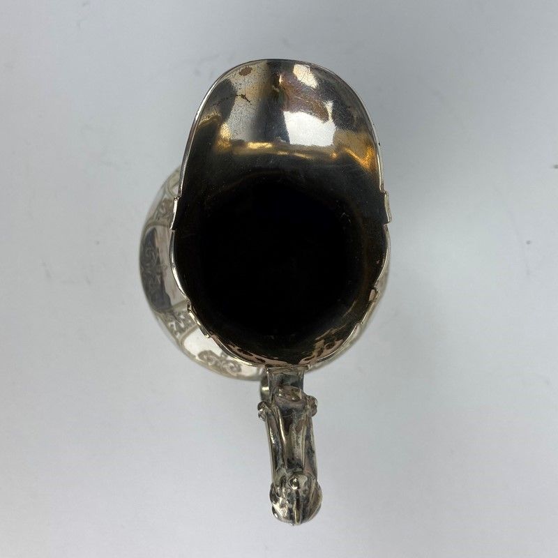 Lattiera