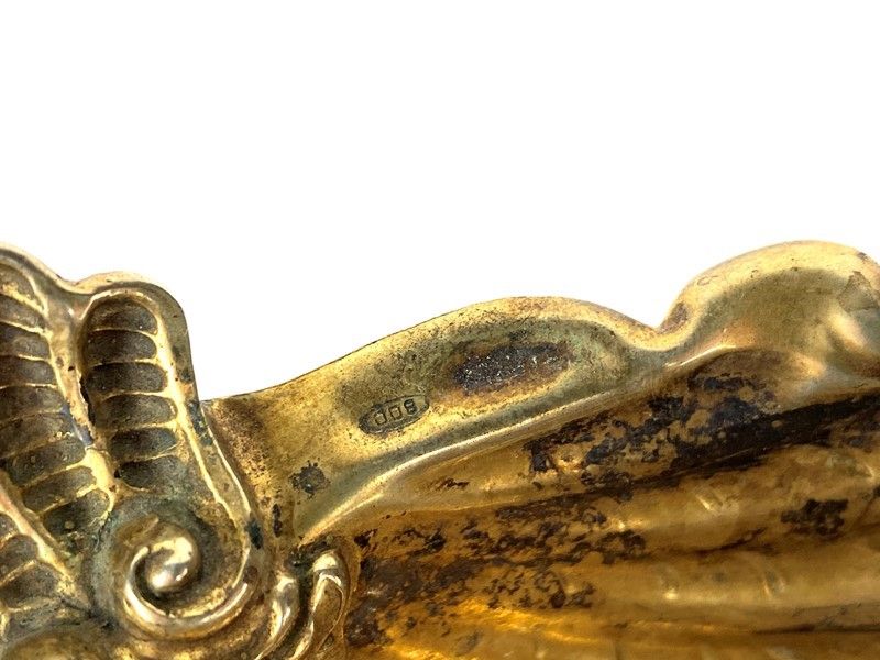 Coppia di Coppette a Valva di Conchiglia
