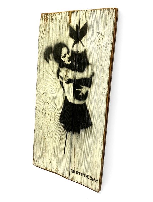 Banksy - Hugger Bomb