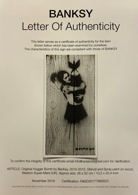 Banksy - Hugger Bomb
