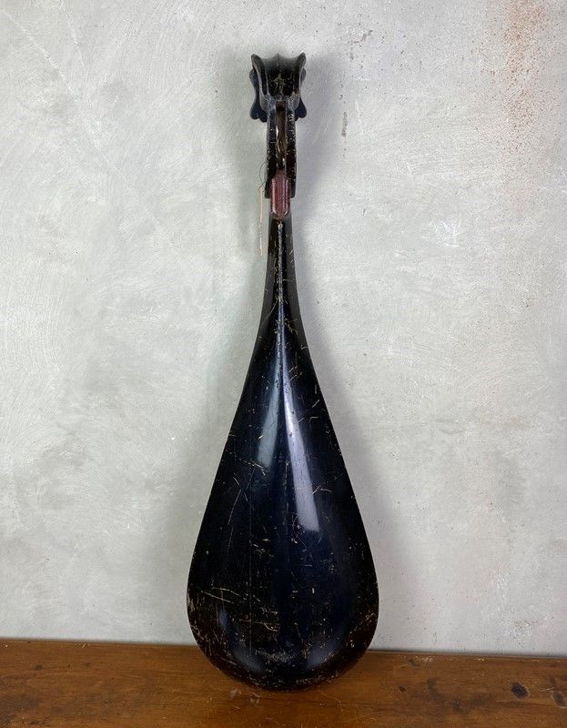Mandola Giapponese