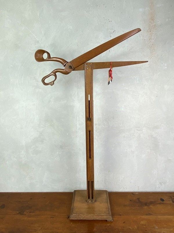 Stand