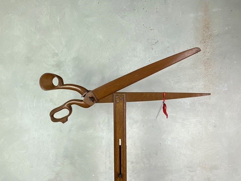 Stand