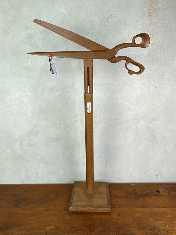 Stand