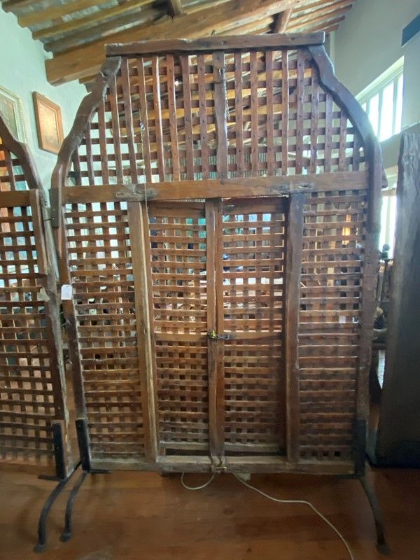 Coppia di Grate