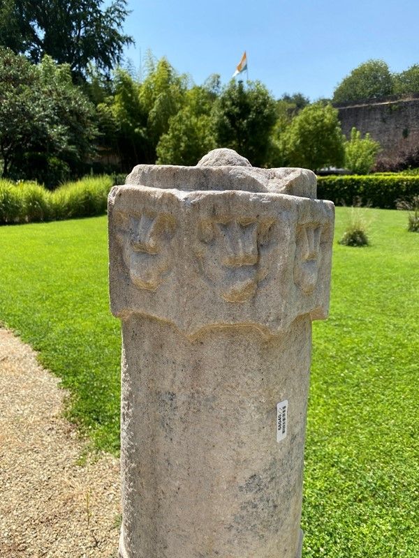 Coppia di Colonne