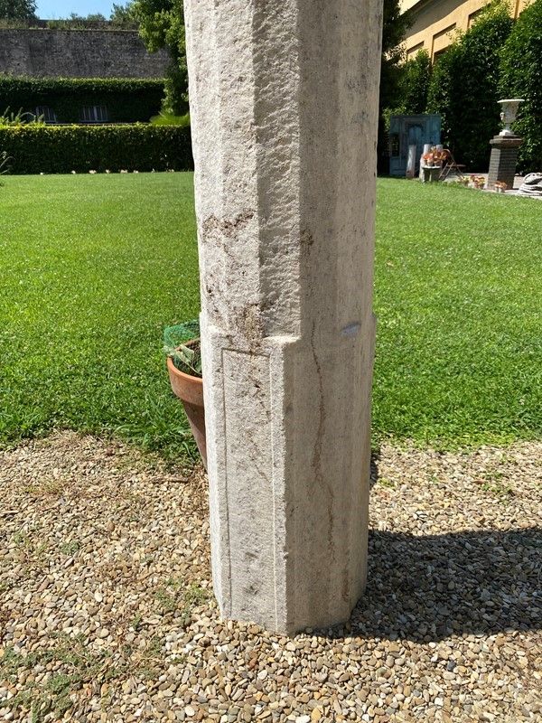 Coppia di Colonne