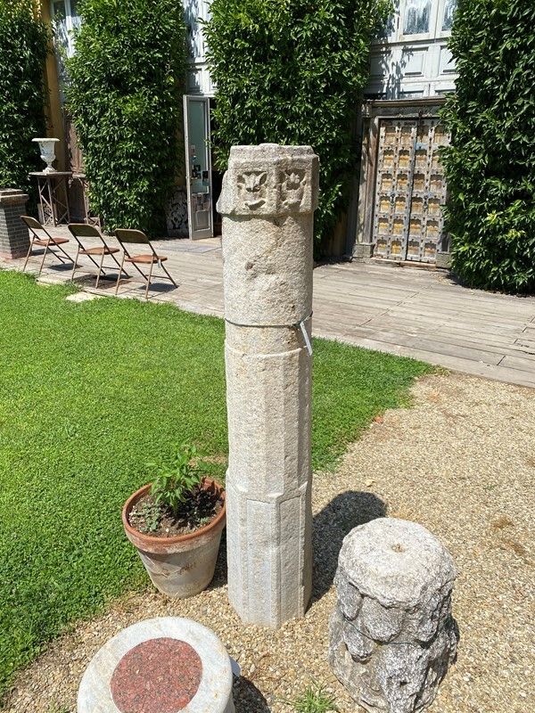 Coppia di Colonne