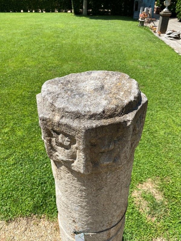 Coppia di Colonne
