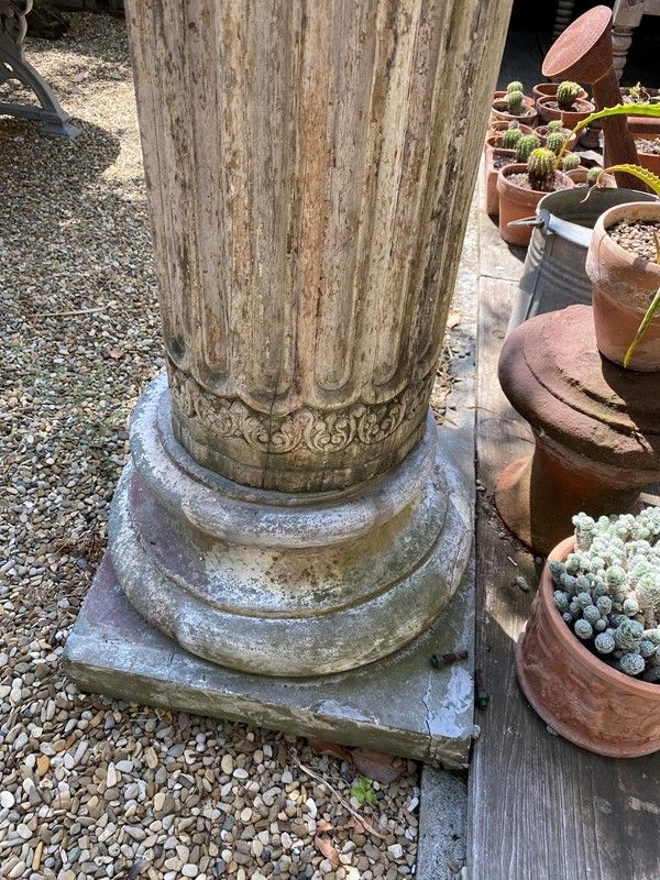 Coppia di Colonne